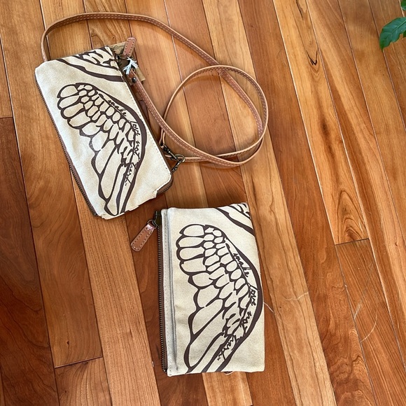 Make Love Not Trash Crossbody Purse - Picture 6 of 9